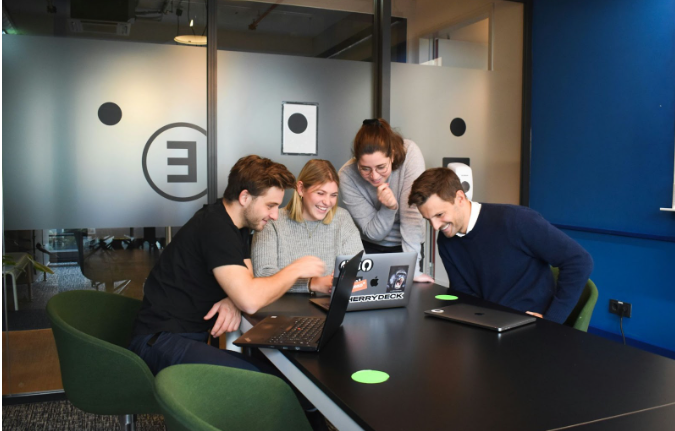 5 بهترین ابزار جستجوی سرب برای مدیران رسانه های اجتماعی 5 بهترین ابزار جستجوی سرب برای مدیران رسانه های اجتماعی